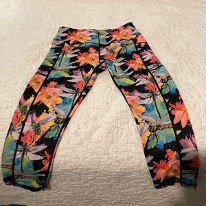 Constantly Varied Gear CVG Dragonfly Compression Workout Capri Leggings Medium